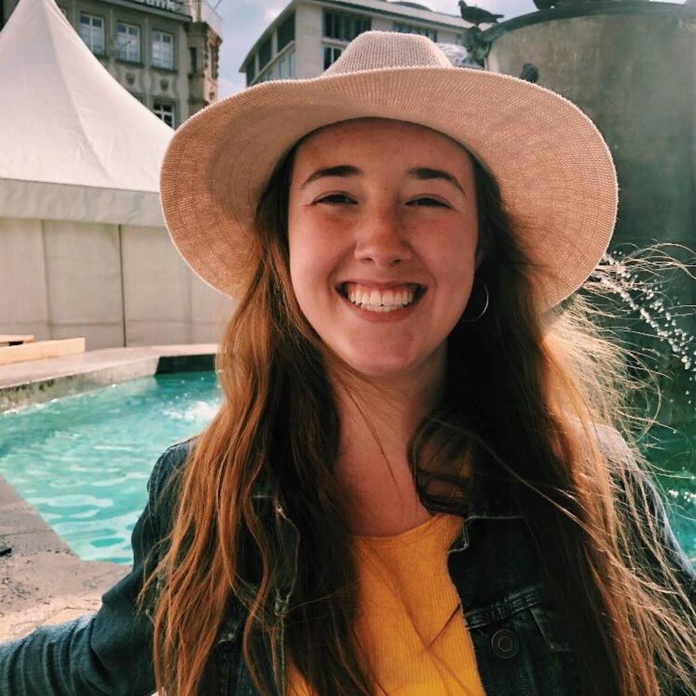 Meet your Posher, Isabel